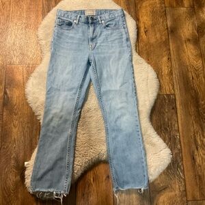 Everlane‎ Hi Rise Denim Kick Womens Size 27 Light Wash Jeans Raw Hem